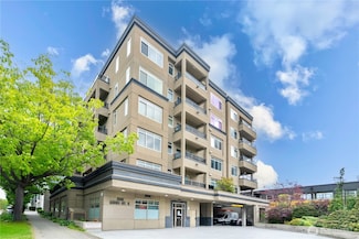 1000 Aurora Ave N Unit N311, Seattle, WA 98109