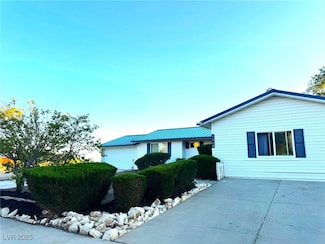 1218 Globe Mallow Ln, Tonopah, NV 89049