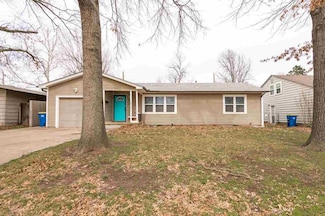 2016 W Arrowhead Dr, Stillwater, OK 74074
