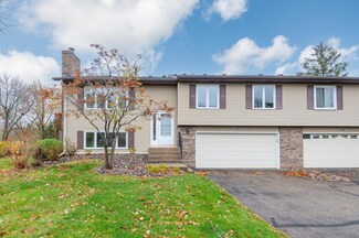 10382 Balsam Ln, Eden Prairie, MN 55347