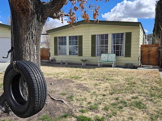 25 Bette Lou Ln, Big Pine, CA 93513