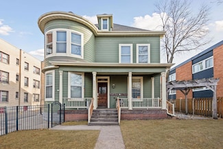 2021 3rd Ave S, Minneapolis, MN 55404