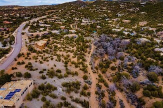 697 Gonzales Rd, Santa Fe, NM 87501