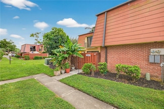 1544 Park Meadows Dr Unit 4, Fort Myers, FL 33907