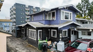 4913 Melrose Ave, Los Angeles, CA 90029