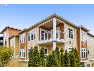 3018 NW Montara Loop Unit 8, Portland, OR 97229
