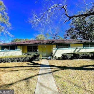 700 S Shadowlawn Dr, Albany, GA 31707