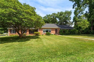 1620 Maycraft Rd, Virginia Beach, VA 23455