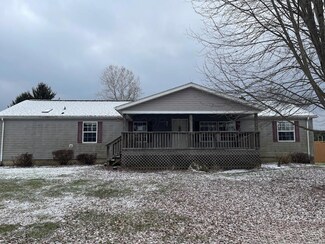 195 W 1st St, Frazeysburg, OH 43822
