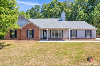 90 Bryant Dr, Hull, GA 30646