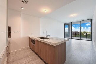 2831 S Bayshore Dr Unit 606, Miami, FL 33133