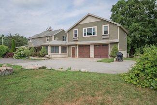 805 Farnum Pike, North Smithfield, RI 02896