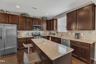3925 Massey Pointe Ct, Raleigh, NC 27616
