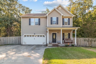 171 Old Beechtree Ln, Jacksonville, NC 28540