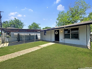 2114 S Trinity St, San Antonio, TX 78207
