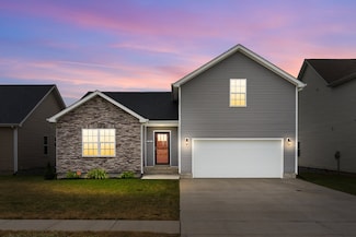 386 Pinkston Ct, Clarksville, TN 37040