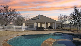 14017 Northwest Ct, Haslet, TX 76052