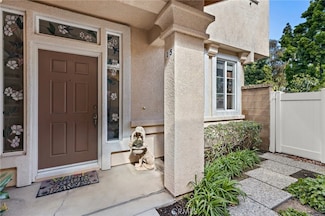 15 Geranium Unit 30, Irvine, CA 92618