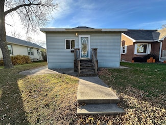 451 Frank Ave SE, Huron, SD 57350
