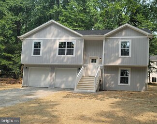 560 Windsong Rd, Harpers Ferry, WV 25425