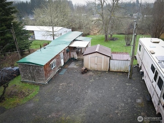 917 D St, Vader, WA 98593