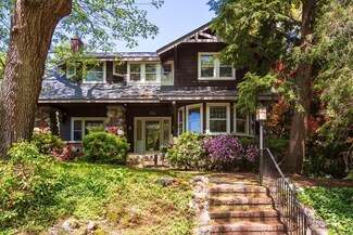 211 Highland Ave, West Newton, MA 02465