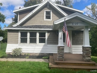 1725 Huntington St, Watertown, NY 13601