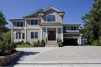 75 Fuller St, Waban, MA 02468