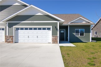 3415 Iris Dr, Eau Claire, WI 54703