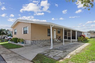 142 Blue Marlin Dr, Oldsmar, FL 34677