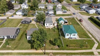 1104 16th Ave SW, Cedar Rapids, IA 52404