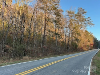 2830 Nix Creek Rd, Marion, NC 28752