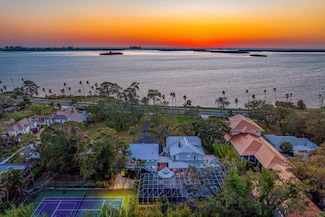 147 & 139 Edgewater Dr, Dunedin, FL 34698
