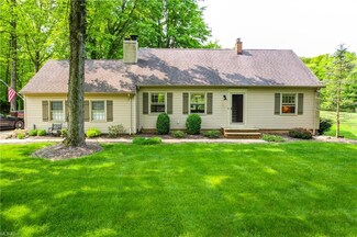 1040 E Pioneer Trail, Aurora, OH 44202