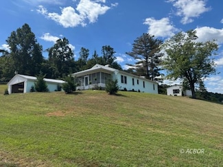 31365 T-174, Middleport, OH 45760