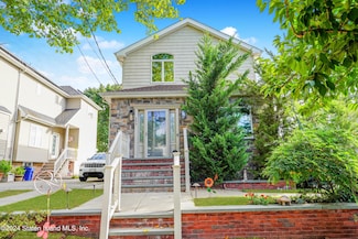 255 Brehaut Ave, Staten Island, NY 10307