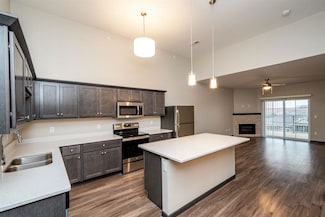 2867 Spring Rose Cir Unit 101, 204, 310, Coralville, IA 52241