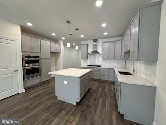 21 Kay Chiarello Way, Trenton, NJ 08690