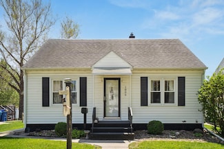1806 Forest Ave, Waterloo, IA 50702