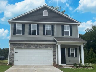 7314 Greenrock Ct, Charlotte, NC 28215