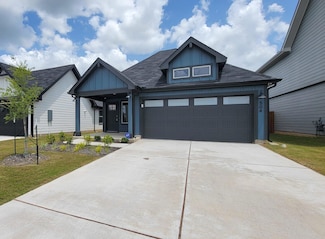 504 Sandringham Loop, Niederwald, TX 78640