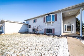 5715 Heather Ave, Davenport, IA 52807