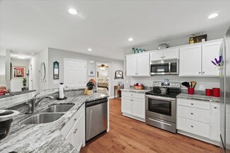 25 Meriwether Cir, Stuarts Draft, VA 24477