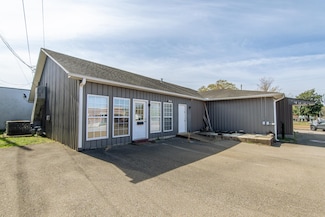 119 N 4th St, Selmer, TN 38375