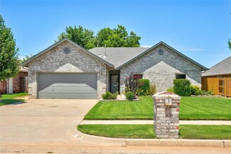635 W Dowden Dr, Mustang, OK 73064