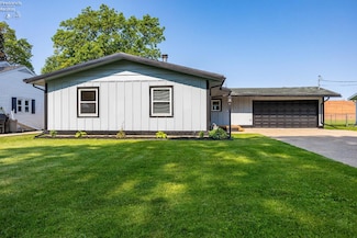 3807 Matthes Ave, Sandusky, OH 44870