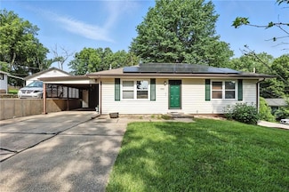 3750 N Olive St, Kansas City, MO 64116