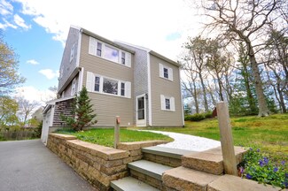 8 Mcgrath Rd, Sagamore Beach, MA 02562