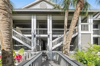 664 Wiggins Bay Dr Unit 23, Naples, FL 34110