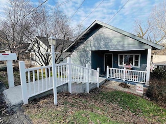 124 Ohio Ave, Morgantown, WV 26501